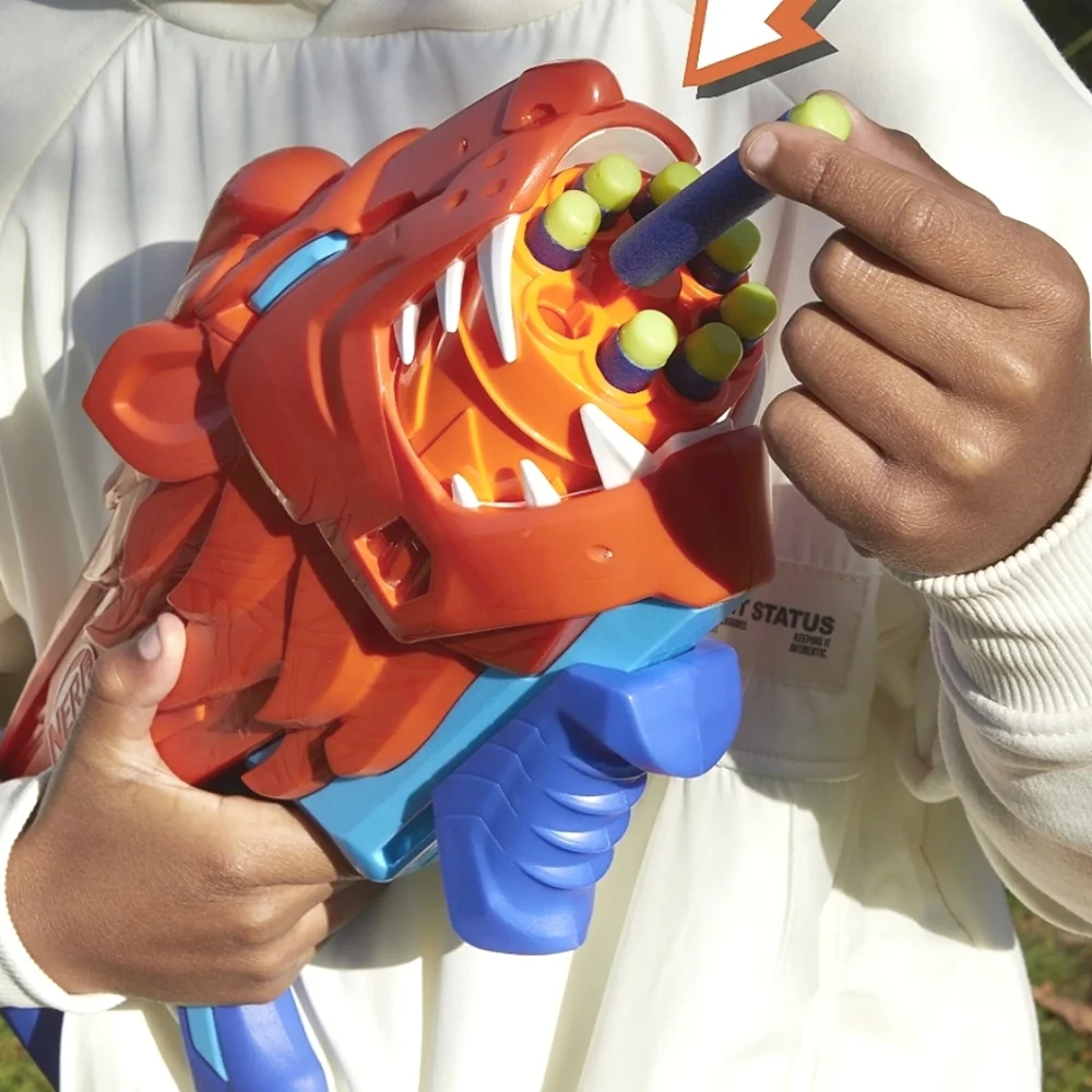 NERF LionFury Blaster - Picture 3 of 6